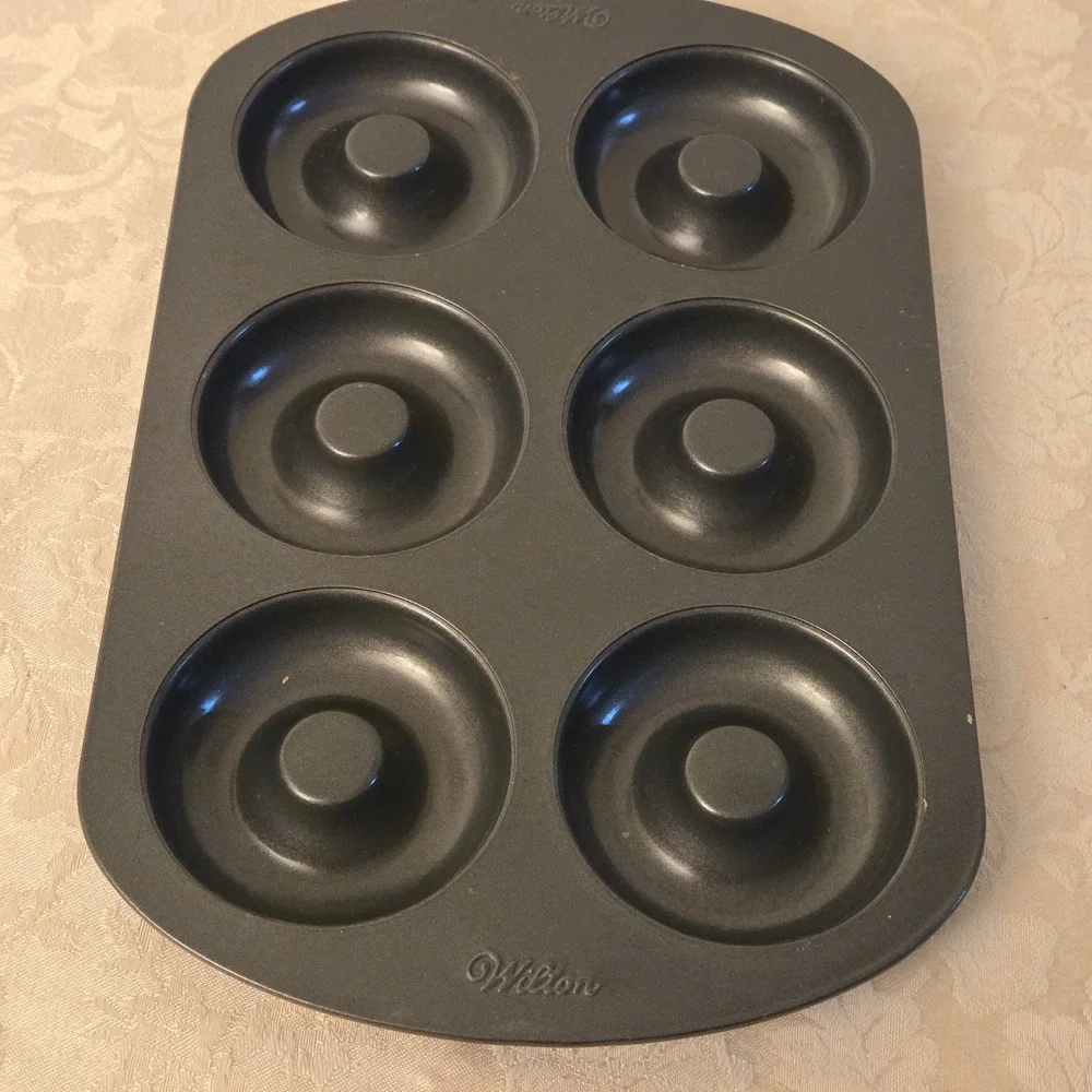 Wilton Non-Stick 6 Cavity Donut Baking Pan Dark Gray Steel 2105-0565